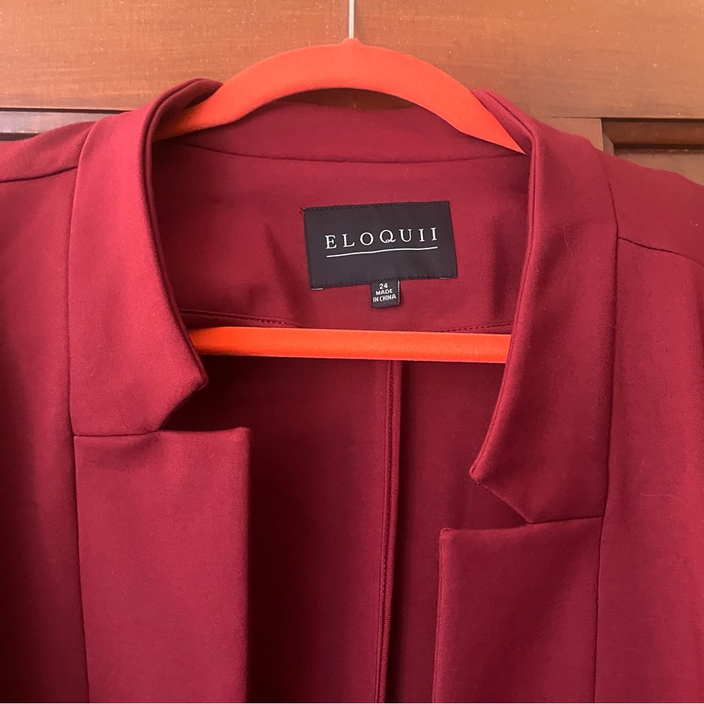 Eloquii Women's Deep/Wine Red Blazer-size 24w - Picture 2 of 6